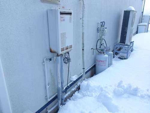 三条市の今年の冬は給湯器の凍結、故障に注意【藤和建工】